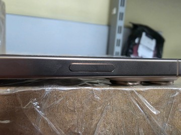 Б/в Мобільний телефон Apple iphone 16 pro max 256gb 01-201053331