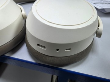 Б/в Навушники Sennheiser momentum 4 wireless 01-201062396
