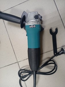 Б/в Кутова шліфмашина Makita ga5030r 01-201125098