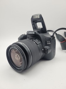 Б/в Фотоапарат Canon eos 250d-об'єктив canon zoom lens ef-s 18-55mm 1:3.5-5.6 iii 01-201159362