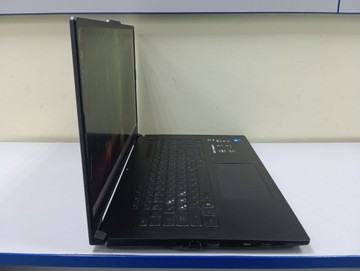 Б/в Ноутбук Asus 17/core 5 210h ddr4/16gb ddr5/hdd *відсутній/ssd 512 gb/geforce rtx3050 6gb 01-201163915