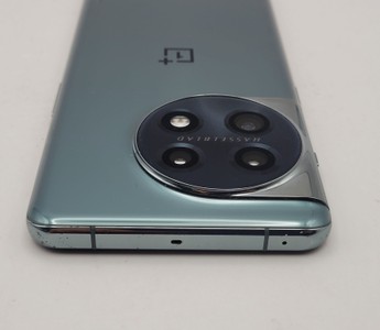 Б/в Мобільний телефон Oneplus 11 8/128gb 01-201112221