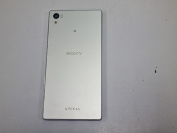 Б/у Мобільний телефон Sony xperia z5 e6653 3\32gb 01-201177992