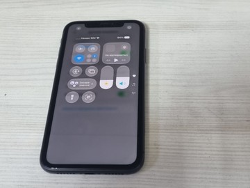Б/в Мобільний телефон Apple iphone 11 64gb 01-201181554