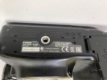 01-200377762: Canon eos 70d body