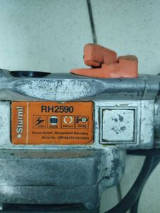 01-200748419: Sturm rh2590