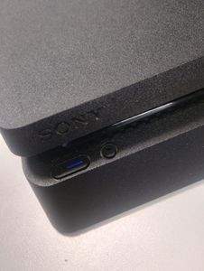 01-200632929: Sony playstation 4 slim 1tb