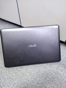 01-200778454: Asus 15/pentium 4417u ddr4/8gb ddr3/hdd *відсутній/ssd 256 gb/geforce mx110 2gb