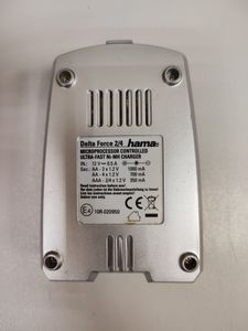 Б/в Зарядний пристрій Hama delta force 2/4 01-200803651