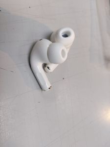 Б/в Навушники Apple airpods pro 2nd generation with magsafe charging case usb-c 01-200795938