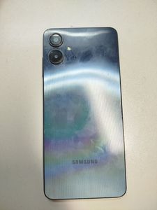 Б/у Мобильний телефон Samsung galaxy a06 4/128gb 01-200804183