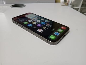 Б/в Мобільний телефон Apple iphone 12 pro 128gb 01-200815281