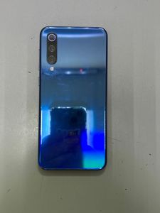 Б/в Мобільний телефон Xiaomi mi 9 se 6/64gb 01-200829043