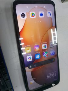 Б/у Мобильный телефон Xiaomi redmi 14c 4/128gb 01-200836480