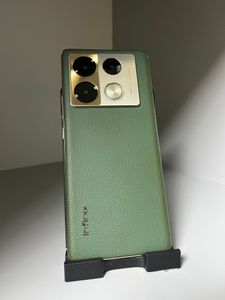 Б/в Мобільний телефон Infinix note 40 pro 12/256 01-200838474