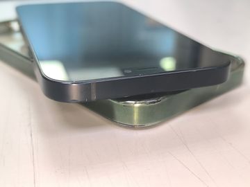 Б/в Мобільний телефон Apple iphone 12 128gb 01-200844745