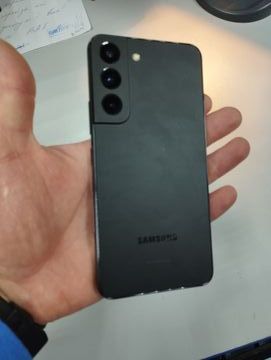 Б/у Мобильный телефон Samsung galaxy s22 sm-s901u 8/128gb 01-200842458