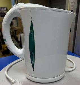 Б/в Електрочайник Deloni dh-111cl 01-200851792