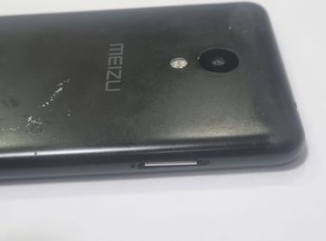 Б/в Мобільний телефон Meizu m5c 16gb 01-200856658