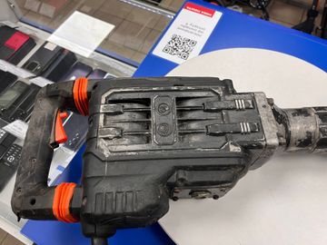 Б/у Отбойный молоток Dnipro-M sh-210av 01-200821117