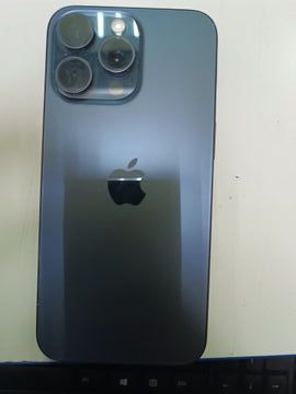 Б/у Мобильный телефон Apple iphone 15 pro max 256gb 01-200867353