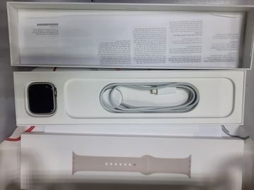 Б/в Смарт-годинник Apple watch series 8 gps 41mm aluminum case 01-200868954