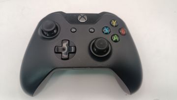 Б/у Игровая приставка Microsoft xbox one s 500gb 01-200874709