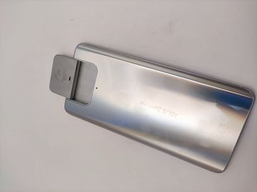 Б/в Мобільний телефон Asus zenfone 8 flip 8/256gb 01-200912692