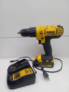 Б/в Шурупокрут Dewalt dcd776 1акб 1.3ah зп 01-200907341