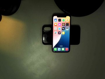 Б/в Мобільний телефон Apple iphone xs 64gb 01-200913950