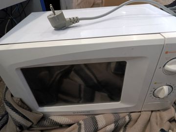 Б/в Мікрохвильова піч Daewoo kor-6l25 01-200916196