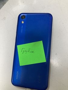 Б/в Мобільний телефон Huawei honor 8s 2/32gb ksa-lx9 01-200923827