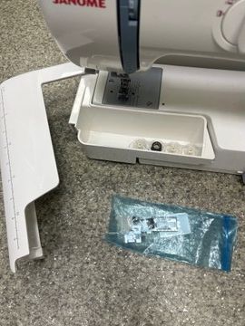 Б/в Швейна машина Janome 415 01-200933672