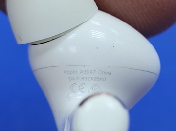 Б/в Навушники Apple airpods pro 2nd generation with magsafe charging case usb-c 01-200866316
