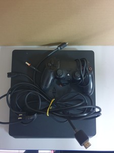 Б/в Ігрова приставка Sony playstation 4 slim 500gb 01-200947420
