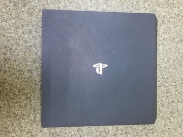 Б/в Ігрова приставка Sony playstation 4 pro 1tb 01-200953511
