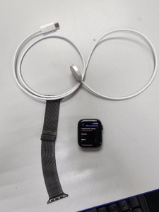 Б/в Смарт-годинник Apple watch series 5 gps 44mm aluminium case 01-201019196