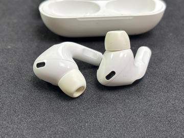 Б/в Навушники Apple airpods pro 2nd generation magsafe 01-201019136