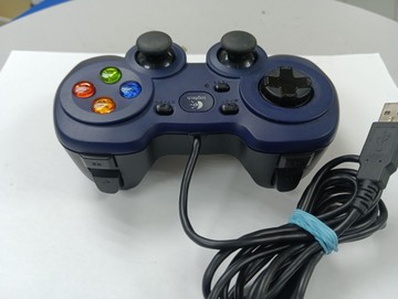 Б/в Геймпад Logitech gamepad f310 01-200977680