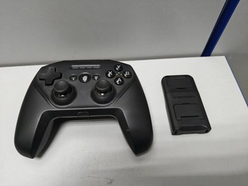 Б/у Геймпад Steelseries nimbus+ wireless gaming controller 01-201041716