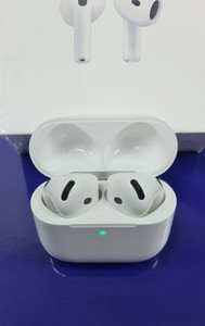Б/в Навушники Apple airpods 4 01-201042684