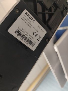 Б/в Кавоварка Krups nespresso essenza mini xn1101 01-201049023