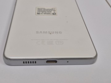 Б/в Мобільний телефон Samsung galaxy a73 5g 8/256gb 01-201053277