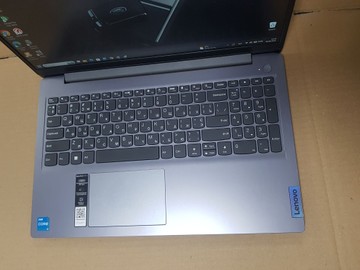 Б/в Ноутбук Lenovo 15/core i3-1215u ddr5/8gb ddr4/hdd *відсутній/ssd 500 gb/*інтегрована 01-201062384