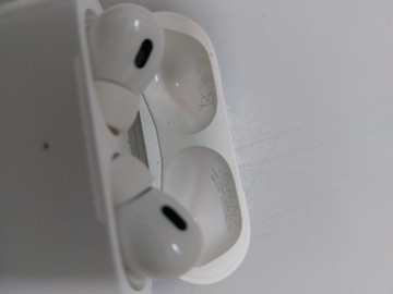 Б/в Навушники Apple airpods pro 2nd generation with magsafe charging case usb-c 01-201107810