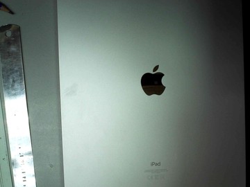 Б/в Планшет Apple ipad pro 12.9 2021 wi-fi 128gb 01-201108708