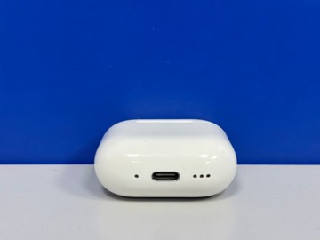 Б/в Навушники Apple airpods 4 with active noise cancellation 01-201123720