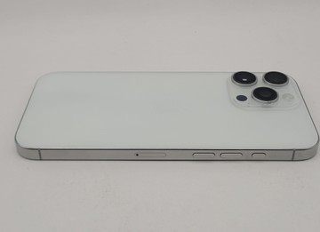 Б/в Мобільний телефон Apple iphone 16 pro max 256gb 01-201091581