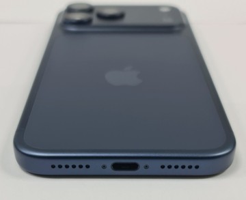 Б/в Мобільний телефон Apple iphone 17 pro max 2tb 01-201155639