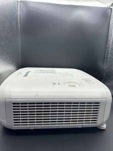 Б/в Проектор Panasonic pt-vz580 01-200891084